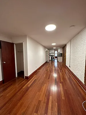 Rented by MOTION New York | media 9