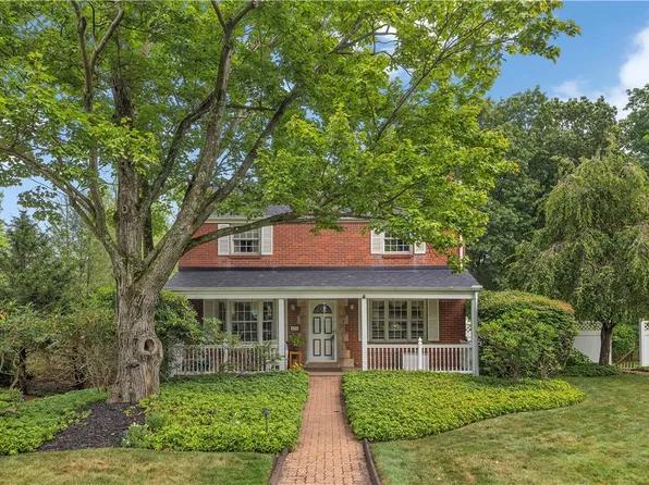 9328 Cromwell Dr, Pittsburgh, PA 15237