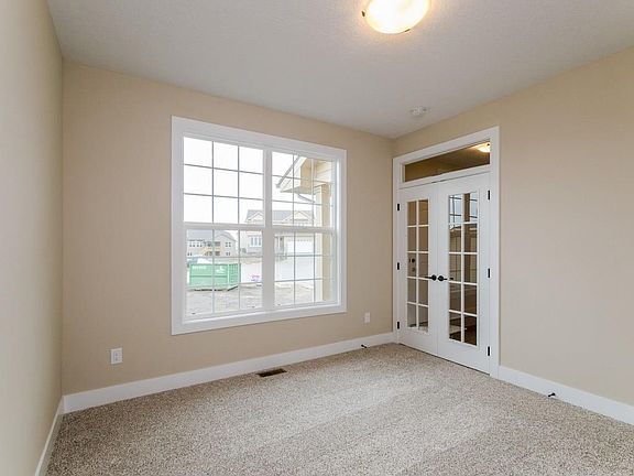 2nd image of 570 SE Red Fern Dr