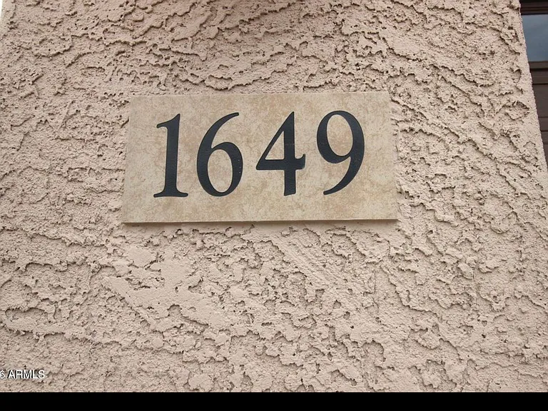 1649 W La Mirada Dr #1 — Photo 33