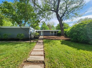 24160 Buckhurst Dr, Beachwood, OH 44122