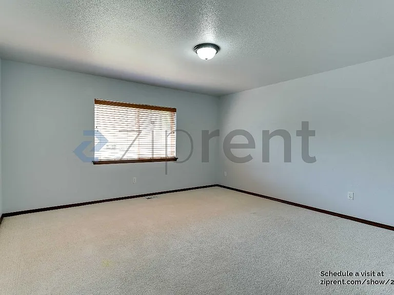 2812 67th Ct SE — Photo 26