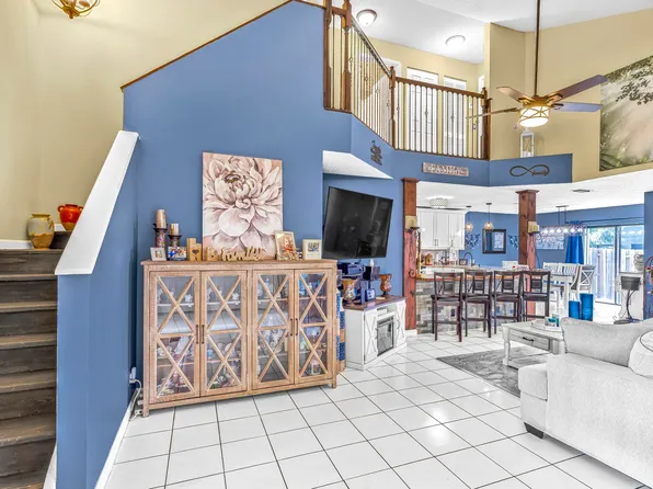 9871 Watermill Circle #D, Boynton Beach, FL 33437