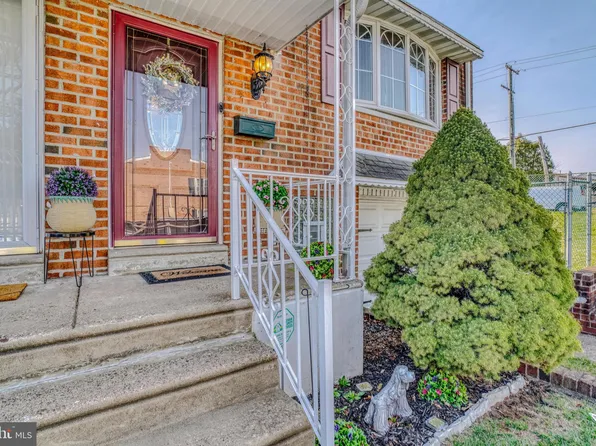3600 Rayland Rd, Philadelphia, PA 19154