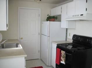 9454 5th Ave SW, Seattle, WA 98106