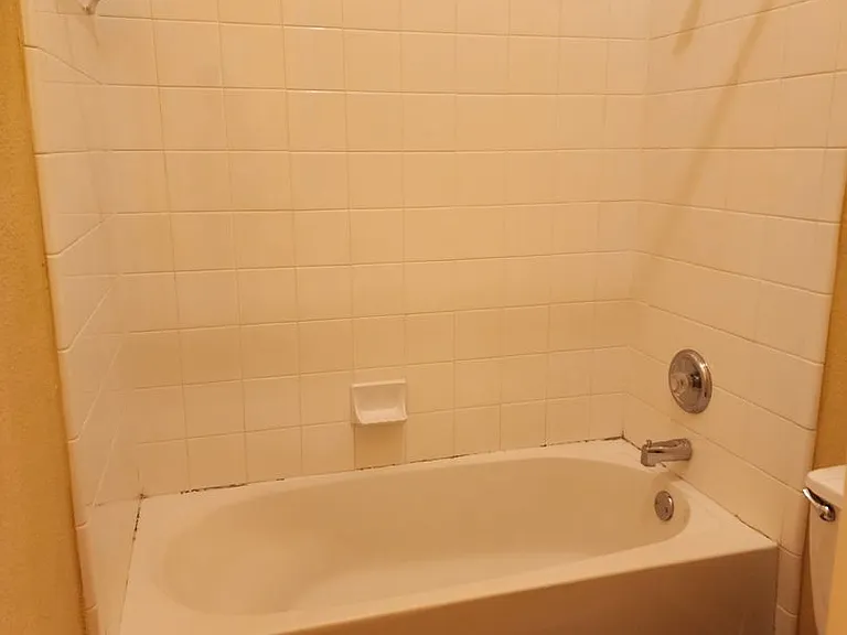 200 Sutterville Cv — Photo 15