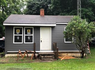 2188 E Parkwood Ave, Burton, MI 48529