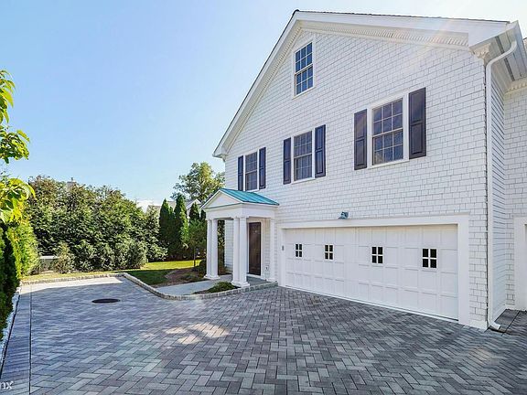 151 Milbank #4 Garage