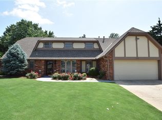 304 Partridge Ln, Edmond, OK 73034