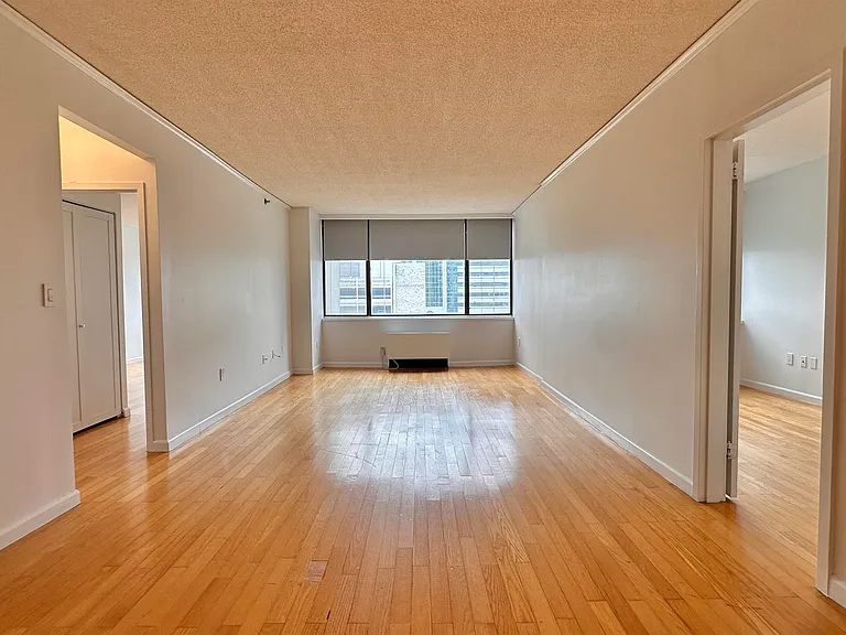 45 River Dr S #803 — Photo 4