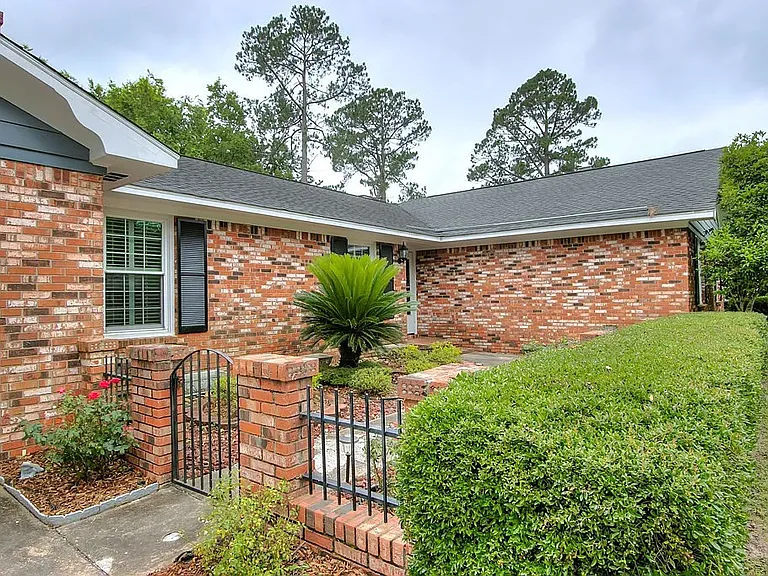 2704 Powhatan Dr — Photo 9