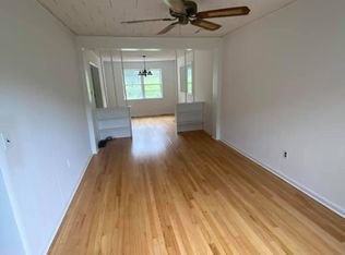 3 Store Rd #1, Tuxedo Park, NY 10987