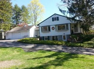 805 Armonk Rd, Mount Kisco, NY 10549