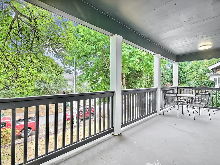 5039 19th Ave NE — Photo 10