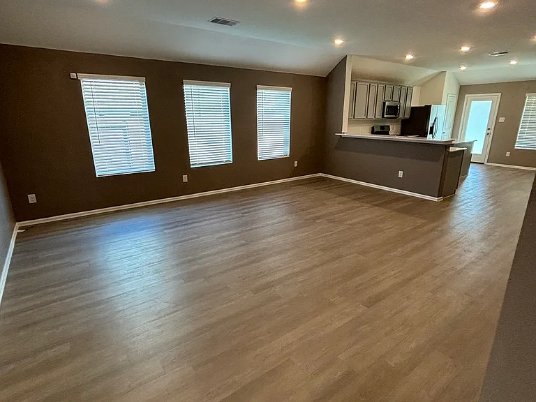 5219 Winding Stream Dr — Photo 3