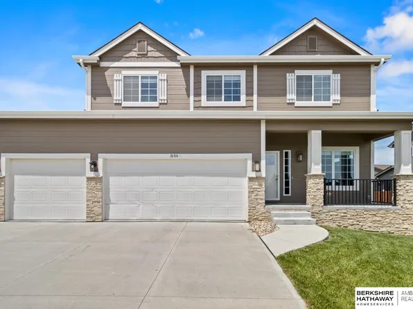 16316 Whitmore St, Bennington, NE 68007