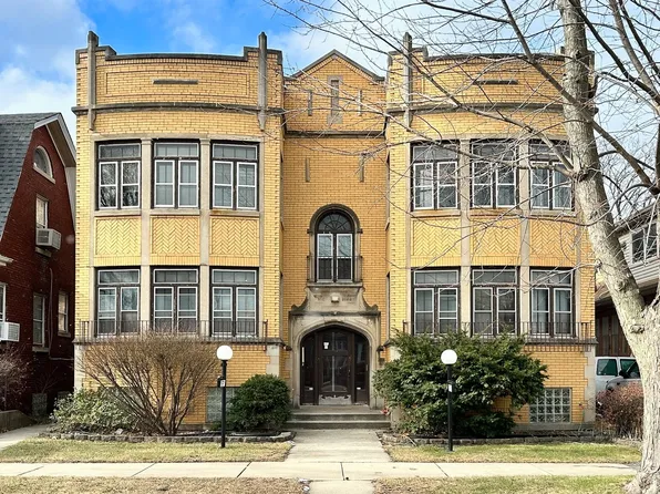 8150 S Merrill Ave, Chicago, IL 60617