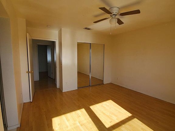4th image of 238 Cannikin Ct