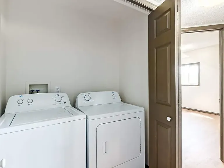 55 Pleasant Park Rd W #15 — Photo 3