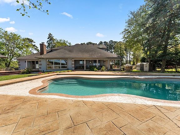 2nd image of 3242 Butlers Bluff Dr