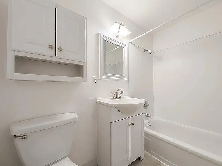 2419-2423 NW Quimby St — Photo 17