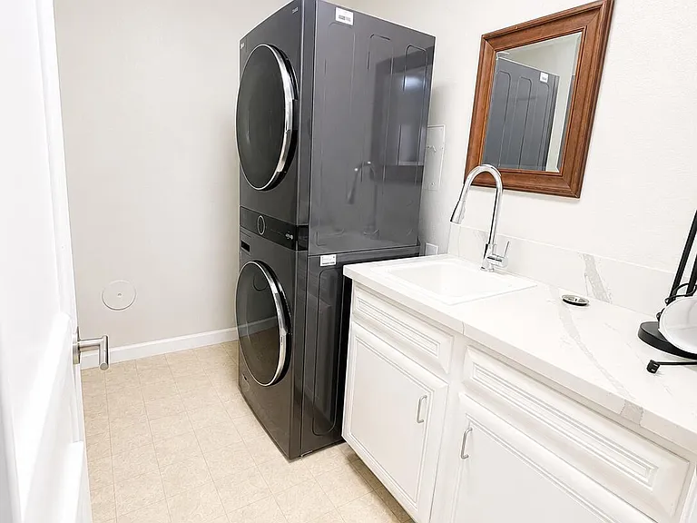 4917 W Behrend Dr — Photo 9