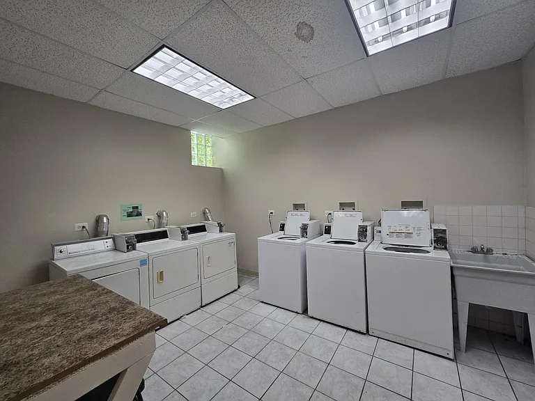 7322 N Ridge Ave #3W — Photo 6