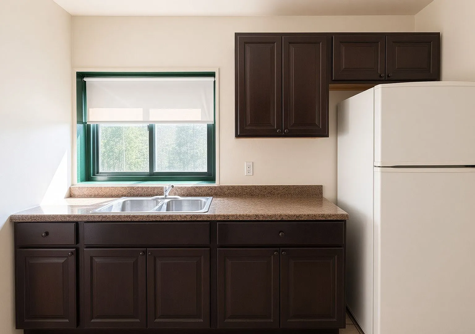 2 bed, 900 sqft, $1,700 — Photo 3