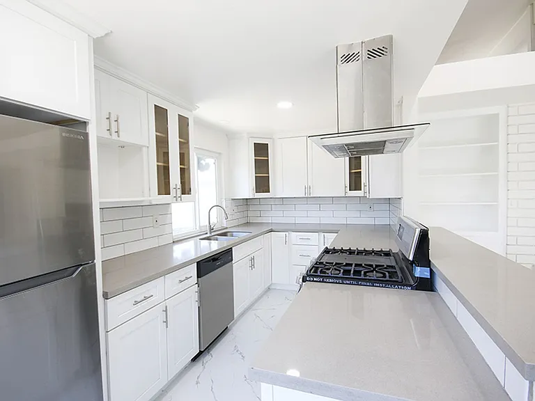 14482 Grassmere Ln — Photo 12