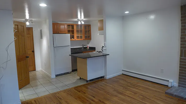 Rented by Garfield Realty  | media 8