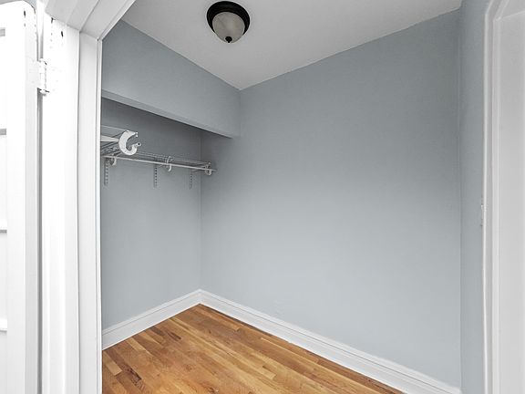 5th image of 4737 N Paulina St #204