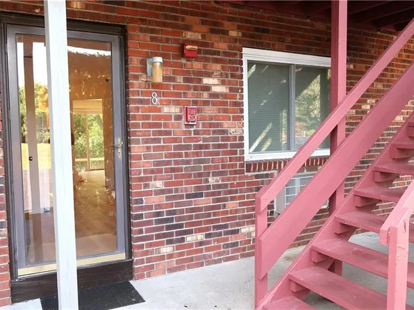 908 Boston Neck Rd APT 8, Narragansett, RI 02882