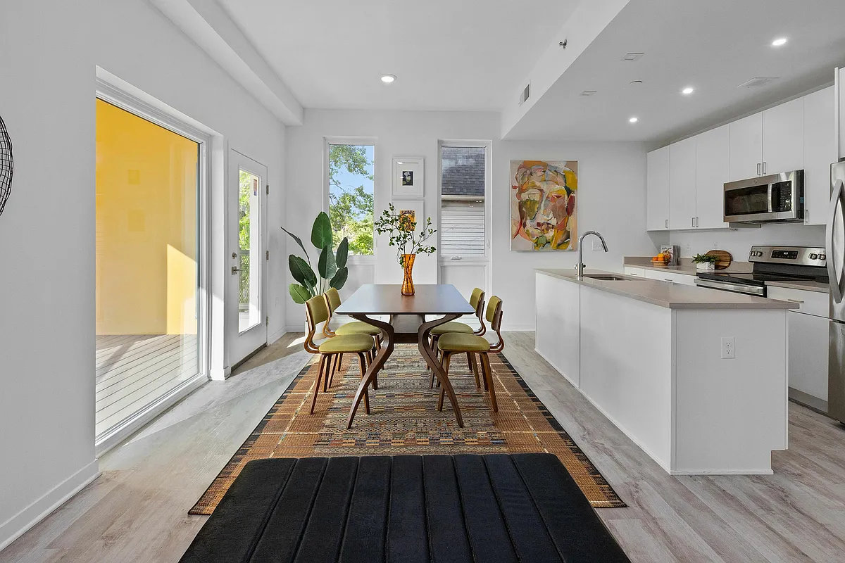 Kitchen and Dining Area - 655 W Willis St