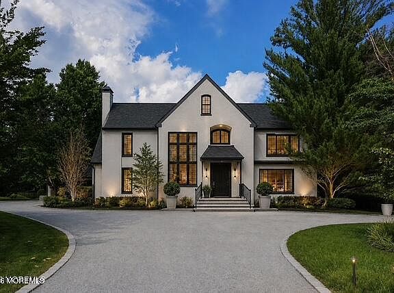 3rd image of 55 Bellevue Avenue