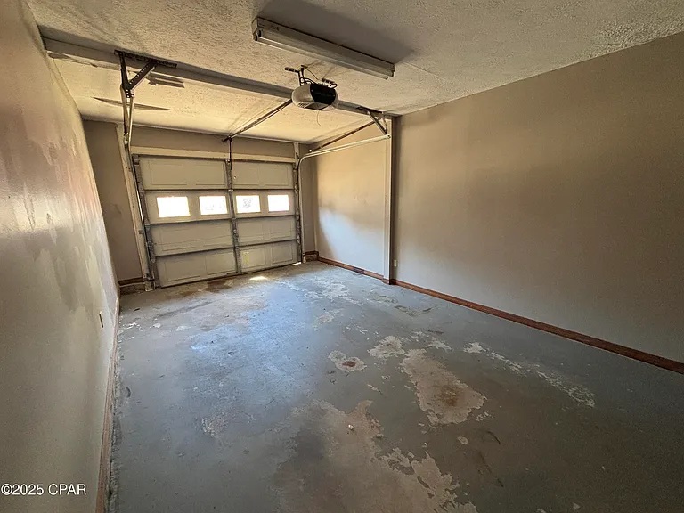 6441 Oakshore Dr — Photo 15