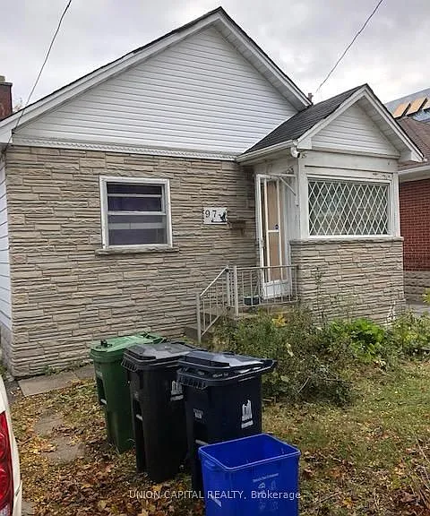 97 Byng Ave — Photo 1