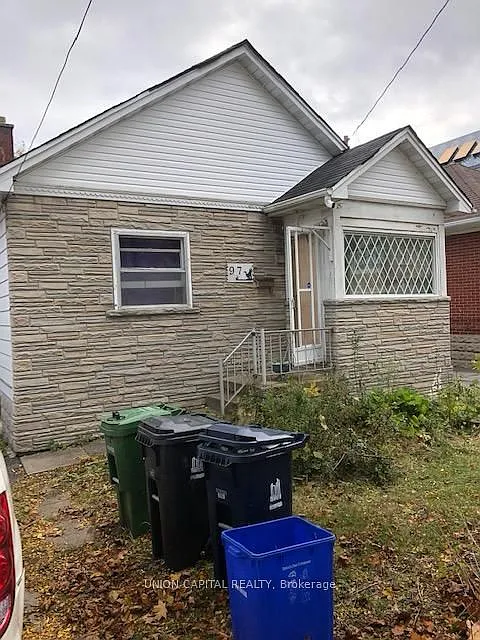 97 Byng Ave