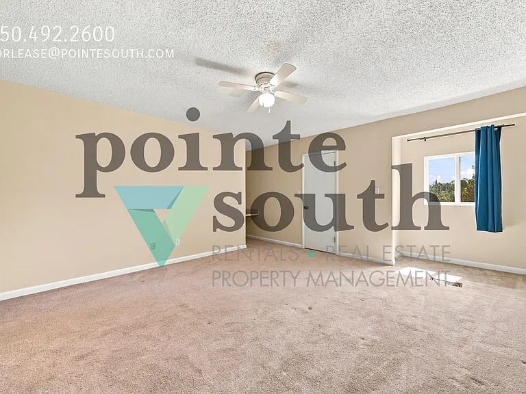 4742 Huron Dr — Photo 13