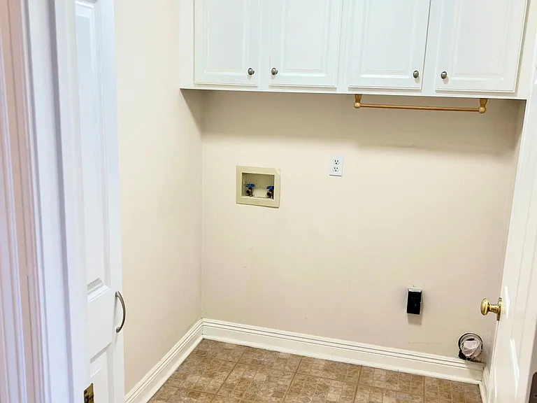506 Laurelwood Dr — Photo 19