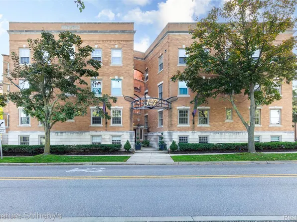 327 Southfield Rd #3BN-7, Birmingham, MI 48009