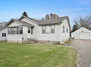 557 7th St, Michigan Center, MI 49254