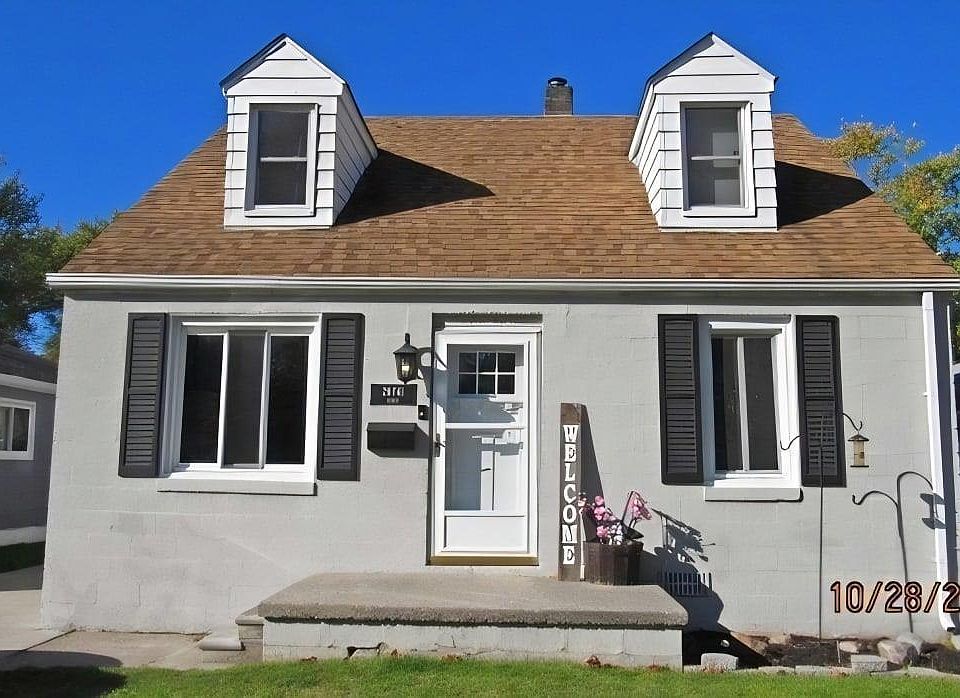 1st image of 28741 Essex St