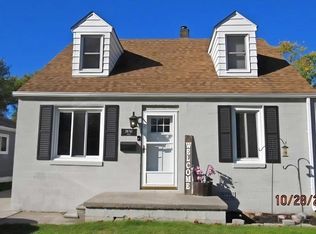 28741 Essex St, Roseville, MI 48066