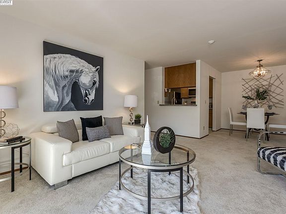 3rd image of 39865 Cedar Blvd Unit 142