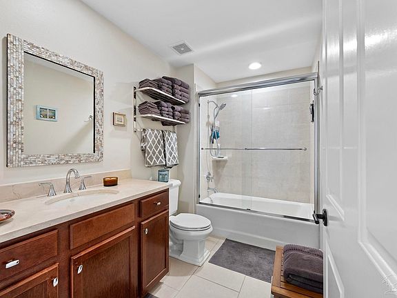 4th image of 415 E Romana St Unit 304