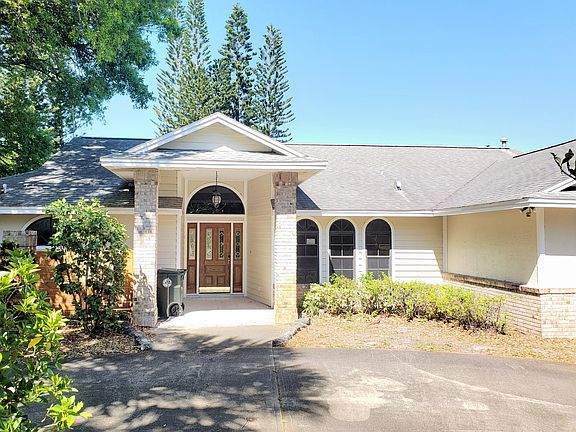 5th image of 1304 Heritage Acres Blvd