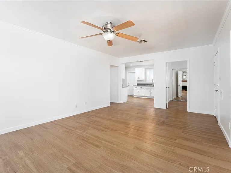 6226 Magnolia Ave — Photo 8
