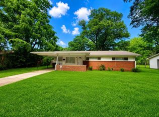 1706 Capri Rd, Memphis, TN 38117