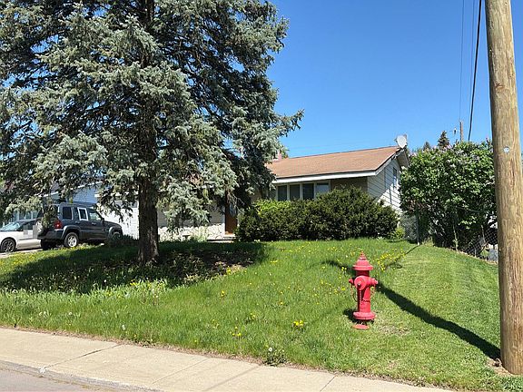 2nd image of 102 Madera Cir