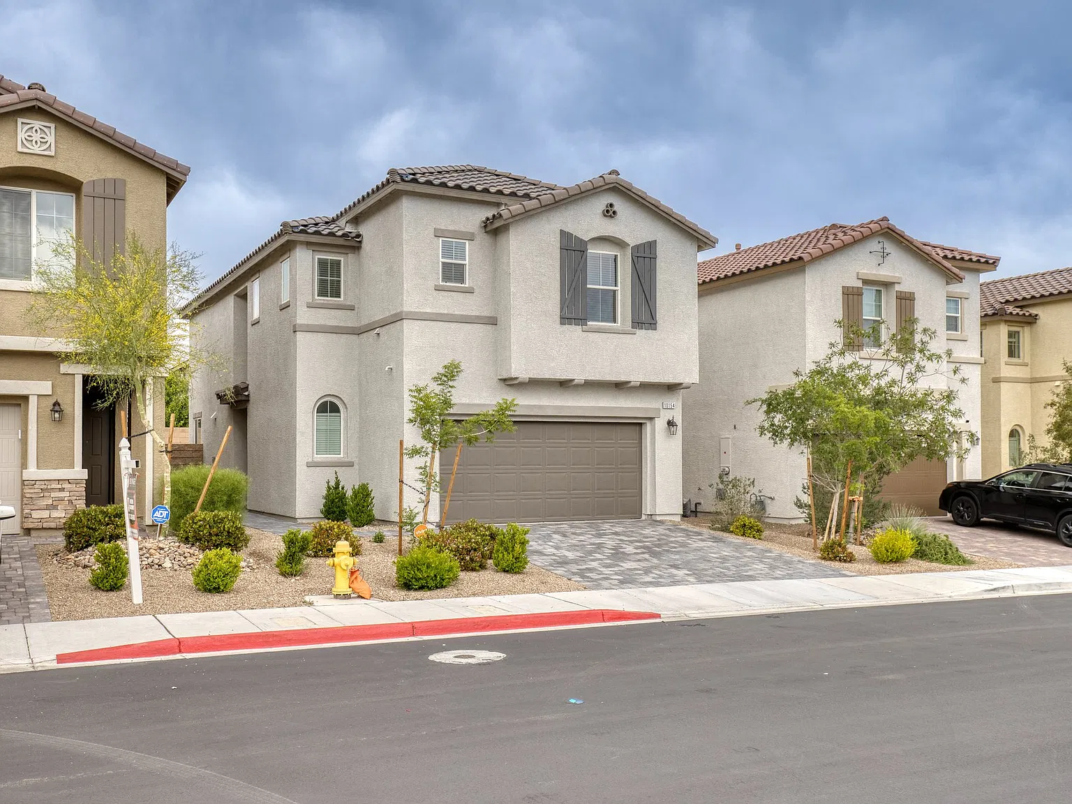 3 bed, 2.5 bath, 1900 sqft, $2,595 — Photo 1